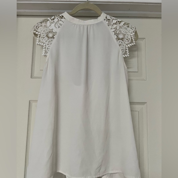 Express Lace sleeve button back tank - Picture 1 of 3